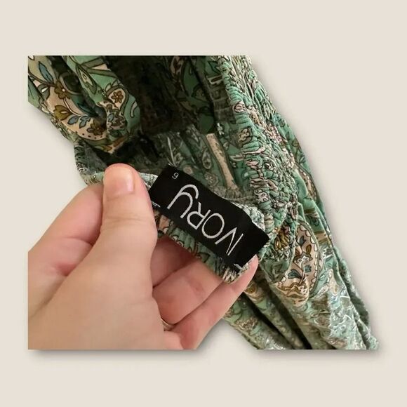 Ivory Bohemian Maxi Dress Size 6 - Picture 6 of 6